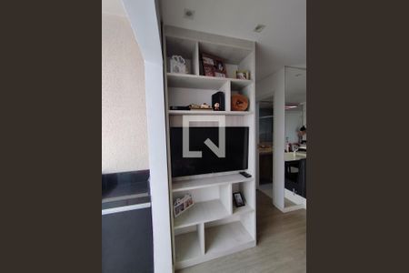 Sala de apartamento à venda com 3 quartos, 61m² em Parque Fongaro, São Paulo