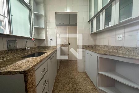 Foto 03 de apartamento à venda com 4 quartos, 151m² em Sagrada Família, Belo Horizonte