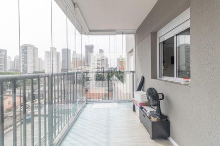 Apartamento à venda com 2 quartos, 63m² em Vila Cordeiro, São Paulo