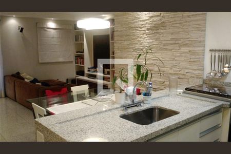 Apartamento à venda com 3 quartos, 74m² em Vila Gomes Cardim, São Paulo