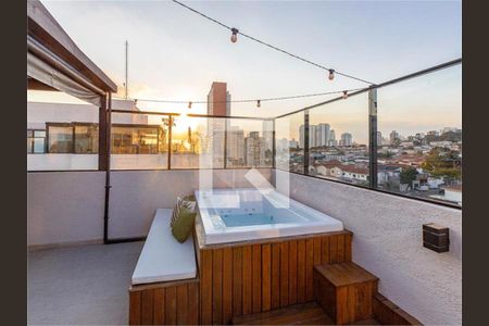 Apartamento à venda com 2 quartos, 117m² em Jardim Aeroporto, São Paulo