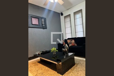 Casa à venda com 5 quartos, 400m² em Ouro Preto, Belo Horizonte