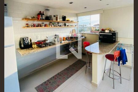 Apartamento à venda com 2 quartos, 65m² em Itaipu, Niterói