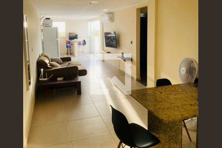 Apartamento à venda com 2 quartos, 65m² em Itaipu, Niterói