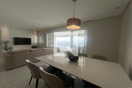 Apartamento à venda com 2 quartos, 117m² em Várzea da Barra Funda, São Paulo