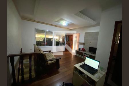 Casa à venda com 3 quartos, 256m² em Jardim Celeste, São Paulo