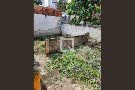 Casa à venda com 2 quartos, 200m² em Vila Romero, São Paulo