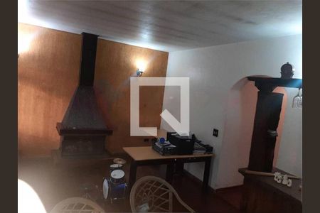 Casa à venda com 3 quartos, 202m² em Vila Apiai, Santo André