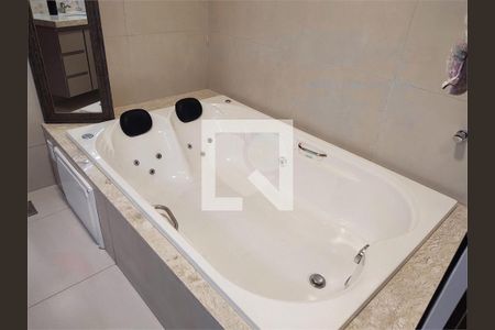 Casa à venda com 250m², 5 quartos e 2 vagas