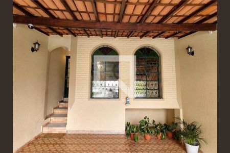 Casa à venda com 250m², 5 quartos e 2 vagas