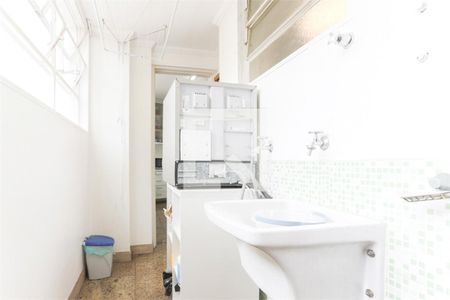 Apartamento à venda com 3 quartos, 120m² em Cerqueira César, São Paulo