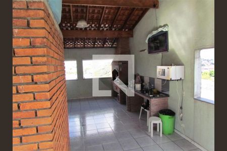 Casa à venda com 2 quartos, 295m² em Vila Yolanda, Osasco