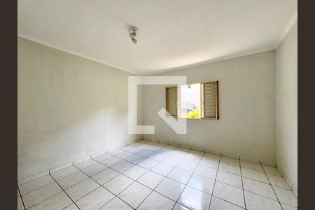 Quarto 1  de casa à venda com 2 quartos, 180m² em Vila M Genoveva, Jundiaí