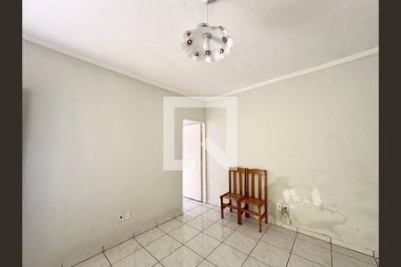 Sala de casa à venda com 2 quartos, 180m² em Vila M Genoveva, Jundiaí