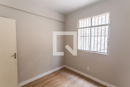 Quarto 2 de apartamento para alugar com 2 quartos, 85m² em Vila Paris, Belo Horizonte