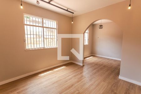 Sala de apartamento para alugar com 2 quartos, 85m² em Vila Paris, Belo Horizonte