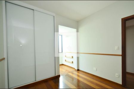 Quarto2 de apartamento para alugar com 3 quartos, 88m² em Santo Agostinho, Belo Horizonte