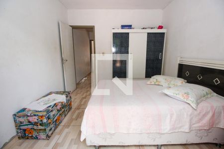 Quarto 2 de casa para alugar com 2 quartos, 160m² em Jardim Henriqueta, Taboão da Serra