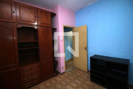 Quarto 2 de casa à venda com 2 quartos, 100m² em Penha Circular, Rio de Janeiro