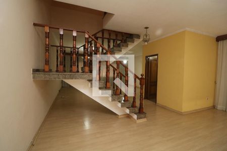 Sala de casa para alugar com 3 quartos, 300m² em Jardim Vila Formosa, São Paulo