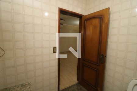 Lavabo de casa para alugar com 3 quartos, 300m² em Jardim Vila Formosa, São Paulo