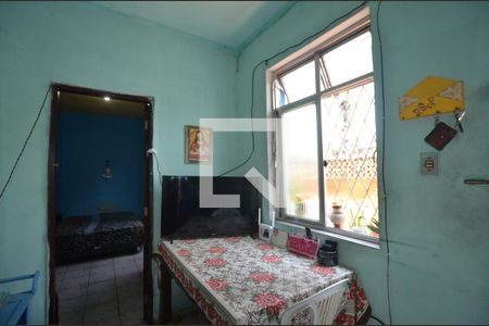 Sala 1 de casa à venda com 1 quarto, 120m² em Turiaçú, Rio de Janeiro