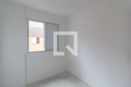 Quarto 1 de apartamento à venda com 2 quartos, 47m² em Vila Carmosina, São Paulo