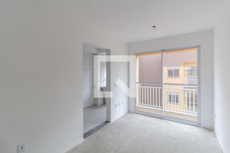 Sala de apartamento à venda com 2 quartos, 47m² em Vila Carmosina, São Paulo