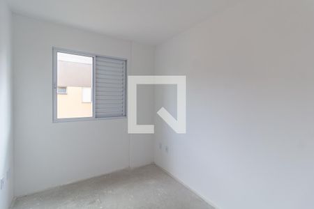 Quarto 1 de apartamento à venda com 2 quartos, 47m² em Vila Carmosina, São Paulo