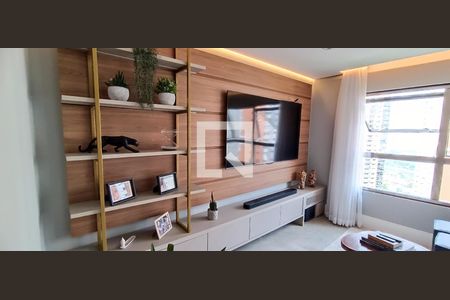 Sala de apartamento à venda com 2 quartos, 74m² em Jardim Fonte do Morumbi, São Paulo