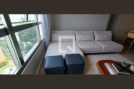 Sala de apartamento à venda com 2 quartos, 74m² em Jardim Fonte do Morumbi, São Paulo