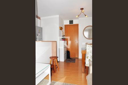 Sala de apartamento para alugar com 2 quartos, 44m² em Jardim Iris, São Paulo