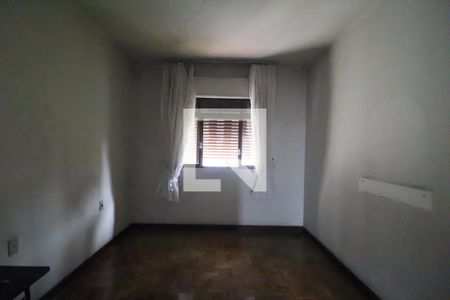 Quarto 1 de casa à venda com 3 quartos, 300m² em Parque das Nações, Santo André