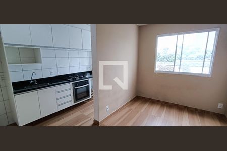 Sala de apartamento para alugar com 2 quartos, 41m² em Vila Plana, São Paulo