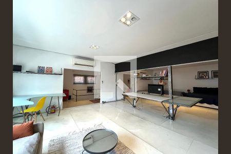 Sala de kitnet/studio para alugar com 1 quarto, 90m² em Jardim Santo Antoninho, São Paulo