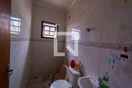 Casa à venda com 315m², 4 quartos e 2 vagas Casa à venda com 315m², 4 quartos e 2 vagasBanheiro 2