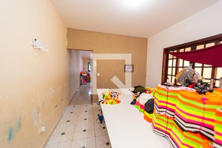 Casa à venda com 315m², 4 quartos e 2 vagas Casa à venda com 315m², 4 quartos e 2 vagasSala de Tv