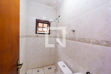 Casa à venda com 315m², 4 quartos e 2 vagas Casa à venda com 315m², 4 quartos e 2 vagasBanheiro