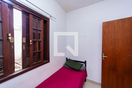 Casa à venda com 315m², 4 quartos e 2 vagas Casa à venda com 315m², 4 quartos e 2 vagasQuarto 2