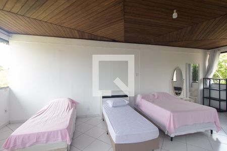 Quarto de casa para alugar com 1 quarto, 100m² em Guaratiba, Rio de Janeiro