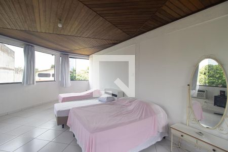 Quarto de casa para alugar com 1 quarto, 100m² em Guaratiba, Rio de Janeiro