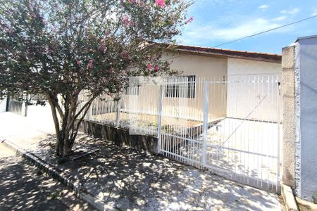 Casa à venda com 250m², 3 quartos e 5 vagas