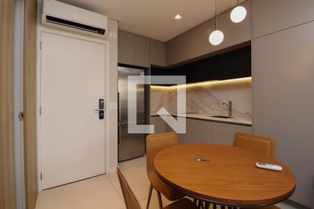 Sala/Cozinha de apartamento à venda com 1 quarto, 46m² em Jardins, São Paulo