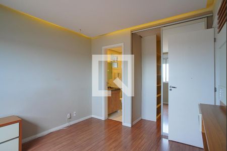 Suíte de apartamento para alugar com 3 quartos, 90m² em Sarandi, Porto Alegre