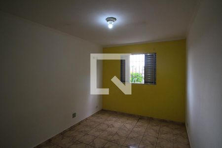 Quarto 1 de apartamento para alugar com 2 quartos, 55m² em Parque Luis Mucciolo, São Paulo