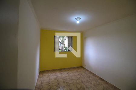 Quarto 2 de apartamento para alugar com 2 quartos, 55m² em Parque Luis Mucciolo, São Paulo