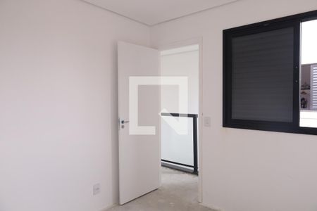 Quarto 2 de casa de condomínio para alugar com 2 quartos, 60m² em Vila Rosaria, São Paulo