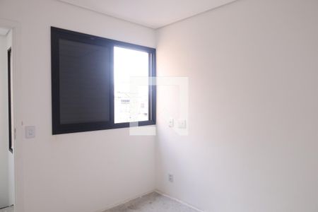 Quarto 2 de casa de condomínio para alugar com 2 quartos, 60m² em Vila Rosaria, São Paulo