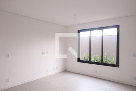 Sala de casa de condomínio para alugar com 2 quartos, 60m² em Vila Rosaria, São Paulo