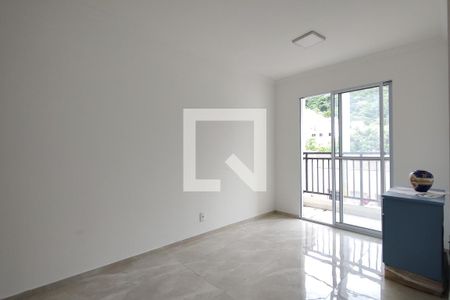 Sala de apartamento para alugar com 3 quartos, 55m² em Taquara, Rio de Janeiro